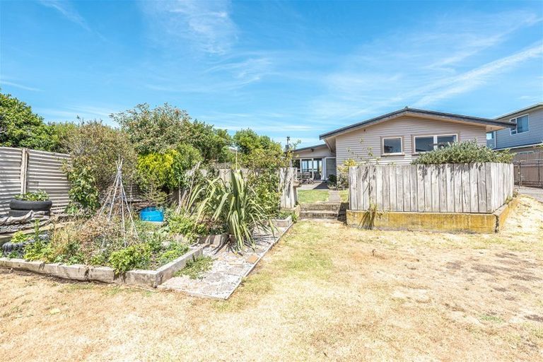 Photo of property in 178 Karaka Street, Castlecliff, Whanganui, 4501
