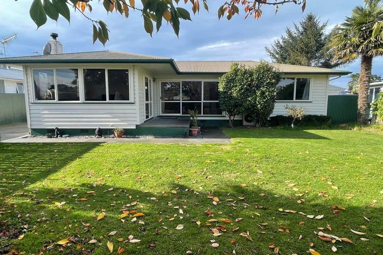 Photo of property in 15 Henley Crescent, Pirimai, Napier, 4112