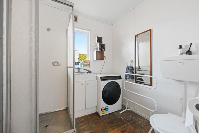 Photo of property in 11 Masons Avenue, Hamilton East, Hamilton, 3216