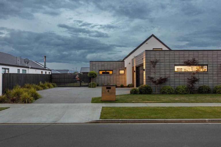 Photo of property in 4 Goldie Drive, Rangiora, 7400