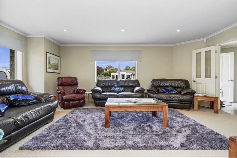 Photo of property in 6 Apollo Place, Rototuna North, Hamilton, 3210