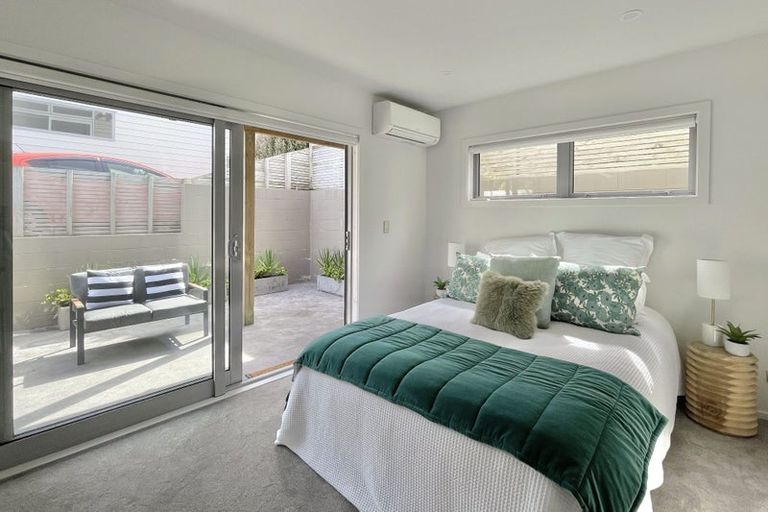 Photo of property in 2 Lakshmi Place, Khandallah, Wellington, 6035