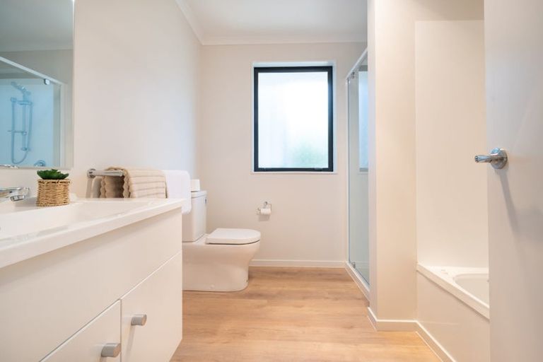 Photo of property in 16 Unity Road, Waitakere, Auckland, 0781