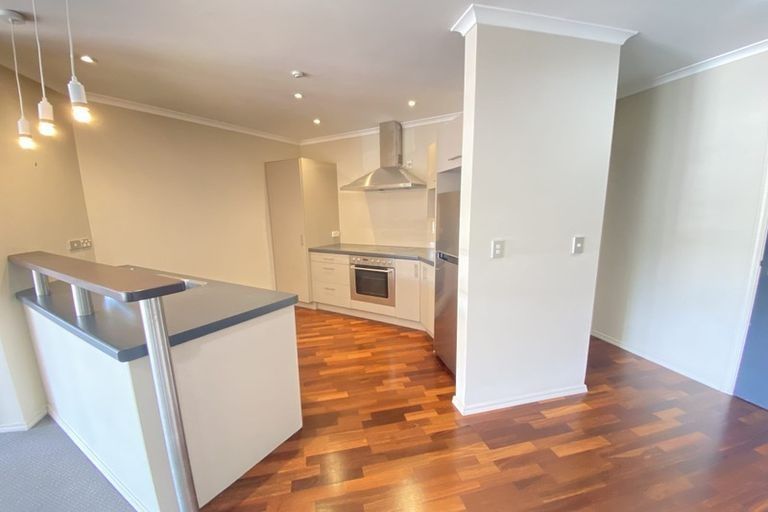 Photo of property in Construction House, 52/80 Kent Terrace, Mount Victoria, Wellington, 6011