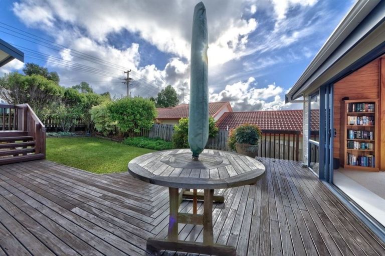 Photo of property in 44 Simpson Road, Ranui, Auckland, 0612