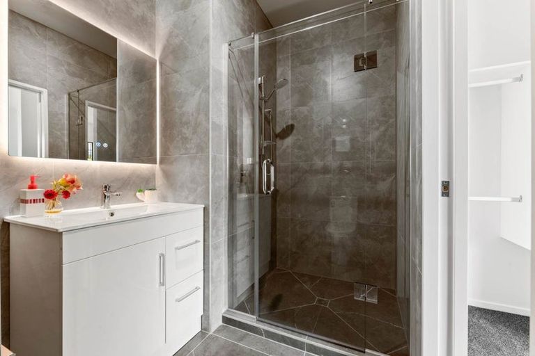 Photo of property in 82 Puwha Street, Massey, Auckland, 0614