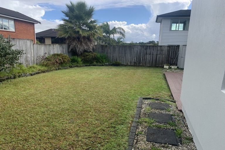 Photo of property in 69 Killybegs Drive, Pinehill, Auckland, 0632