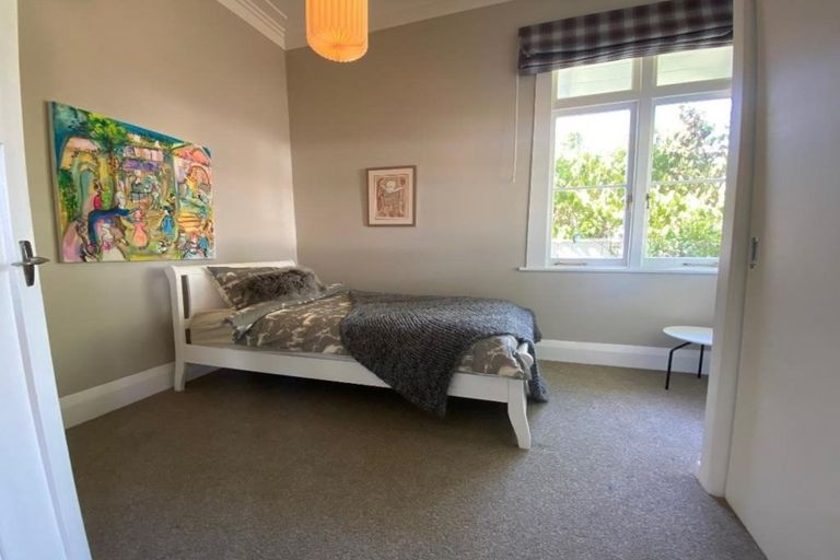Photo of property in 43 Roseberry Avenue, Birkenhead, Auckland, 0626