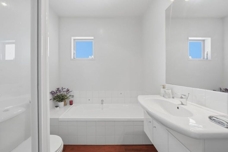 Photo of property in 1 Henley Green, Northwood, Christchurch, 8051