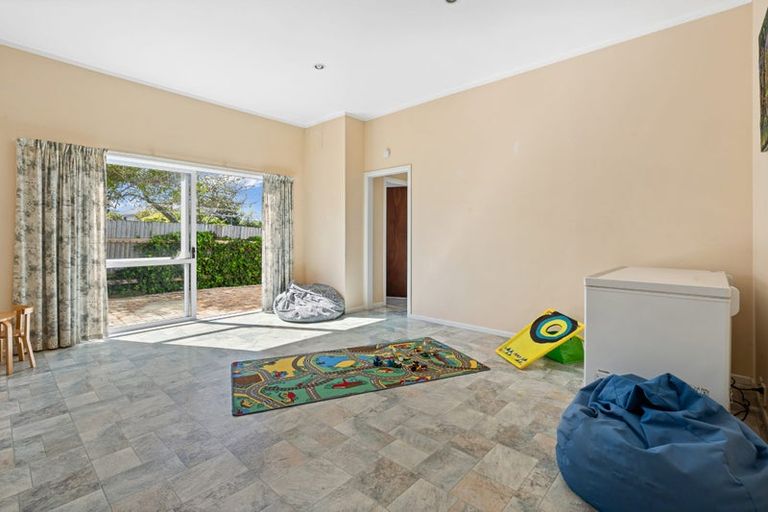 Photo of property in 19 Kokich Crescent, Onerahi, Whangarei, 0110