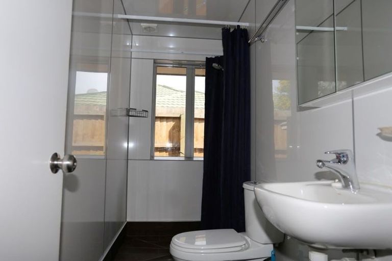 Photo of property in 1/6 Wharenui Road, Upper Riccarton, Christchurch, 8041