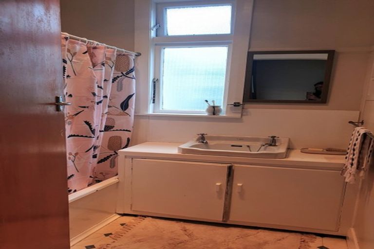 Photo of property in 52 Udy Street, Petone, Lower Hutt, 5012