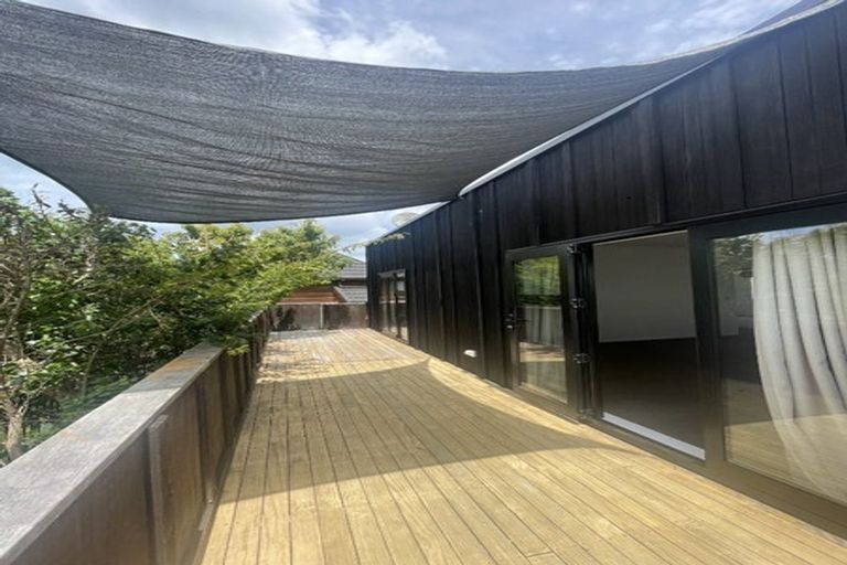 Photo of property in 17 Rewi Street, Torbay, Auckland, 0630