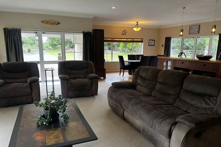 Photo of property in 10 Oakshott Road, Ngahinapouri, Te Awamutu, 3876