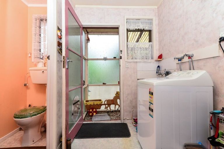 Photo of property in 23 Jasmine Avenue, Dinsdale, Hamilton, 3204