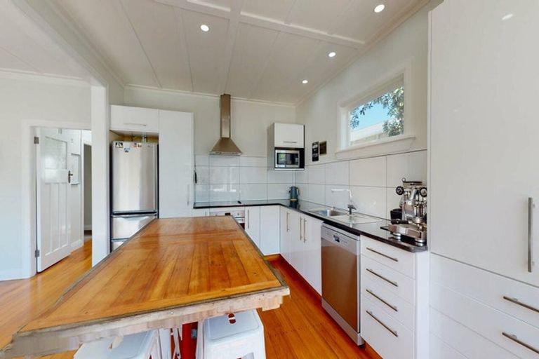 Photo of property in 44 Kenya Street, Ngaio, Wellington, 6035