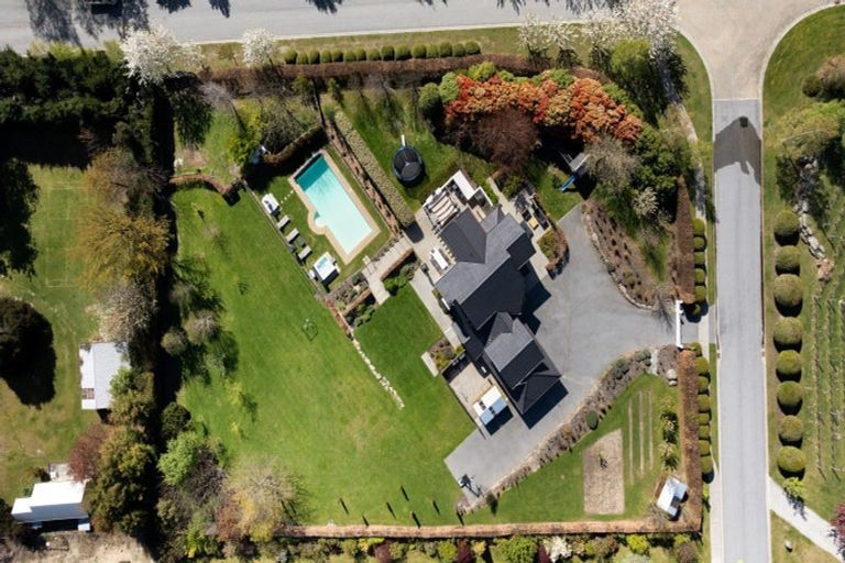 Photo of property in 49 Ridgecrest, Wanaka, 9305