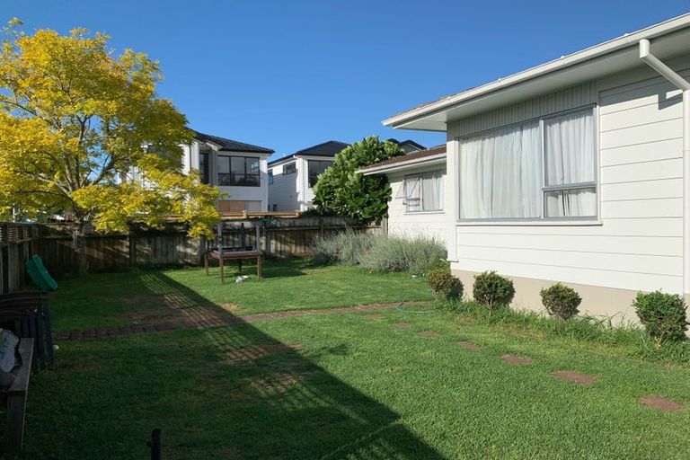 Photo of property in 3 Dianne Louise Drive, Half Moon Bay, Auckland, 2012