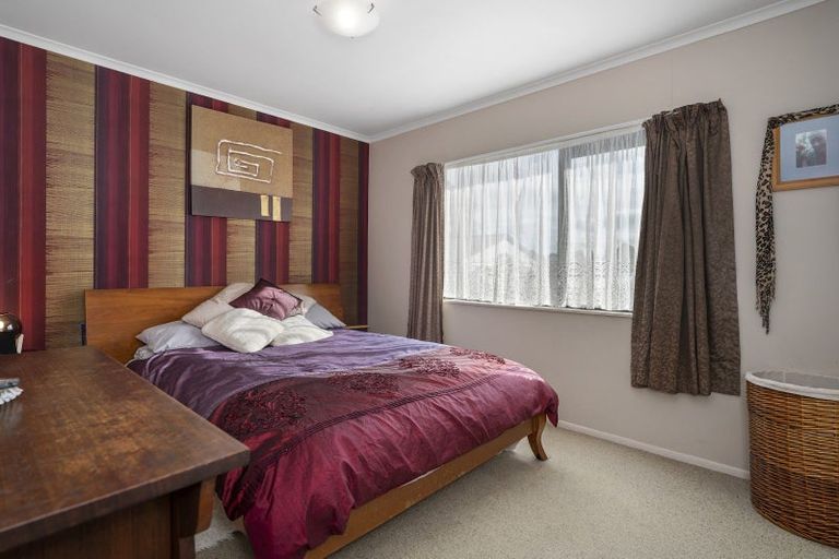 Photo of property in 82 Esmeralda Street, Welcome Bay, Tauranga, 3112