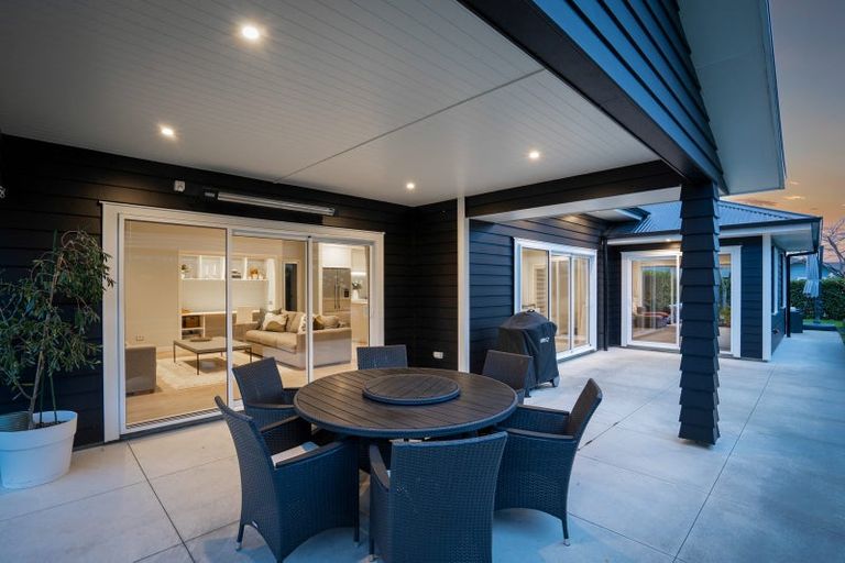 Photo of property in 50 Jarrett Terrace, Leamington, Cambridge, 3432