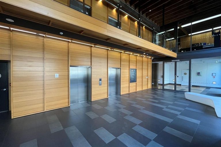 Photo of property in Nzx Centre, 13/11 Cable Street, Wellington Central, Wellington, 6011