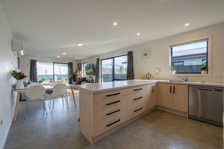 Photo of property in 53 Takitimu Avenue, Te Anau, 9600