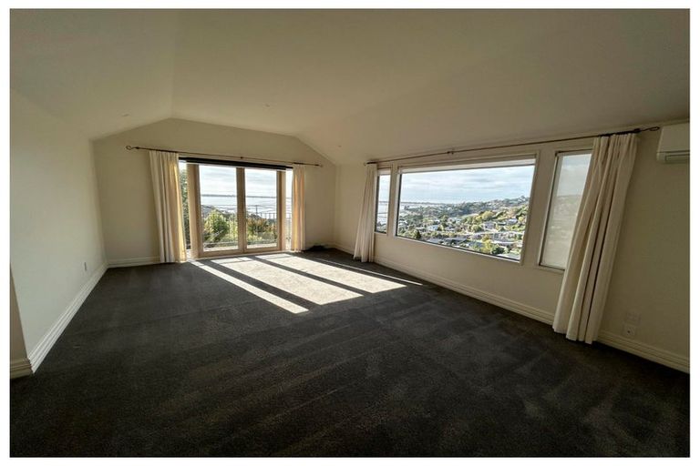 Photo of property in 86 Mount Pleasant Road, Mount Pleasant, Christchurch, 8081