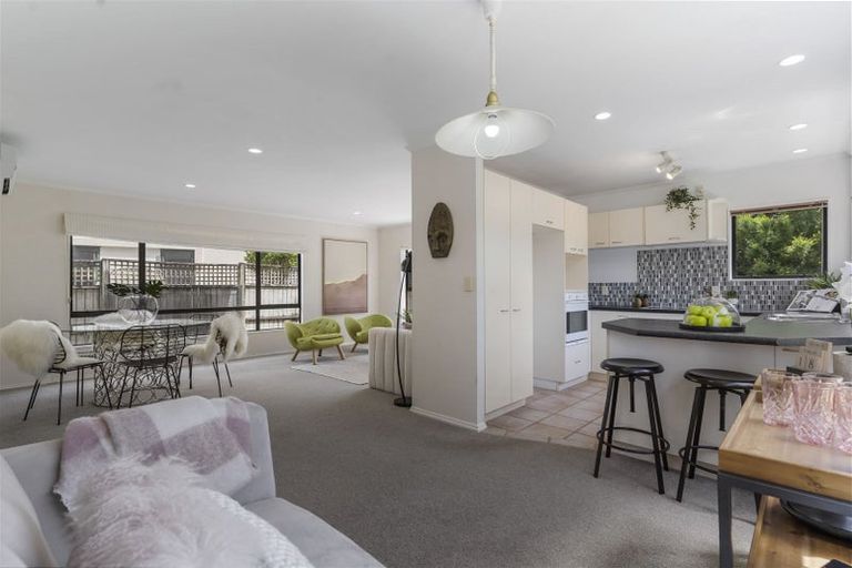 Photo of property in 77 Cook Street, Howick, Auckland, 2014