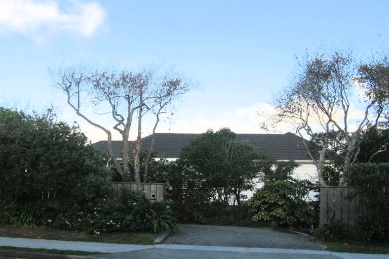 Photo of property in 60 Golf Road, Paraparaumu Beach, Paraparaumu, 5032
