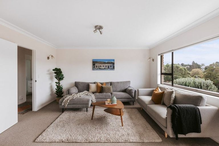 Photo of property in 73 Sutherland Road, Brookfield, Tauranga, 3110