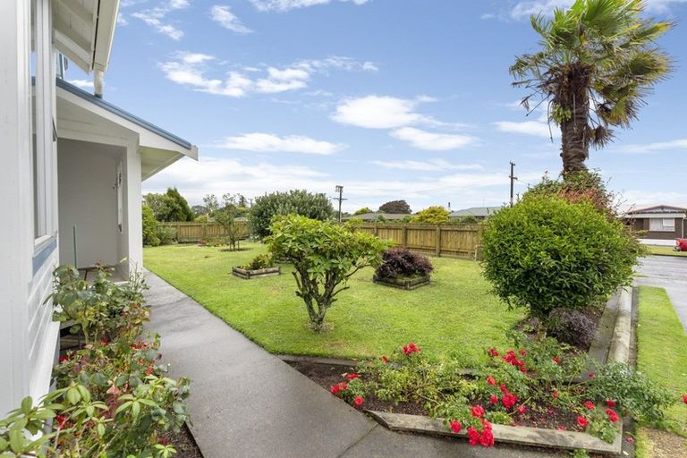 Photo of property in 15 Hamlet Street, Stratford, 4332