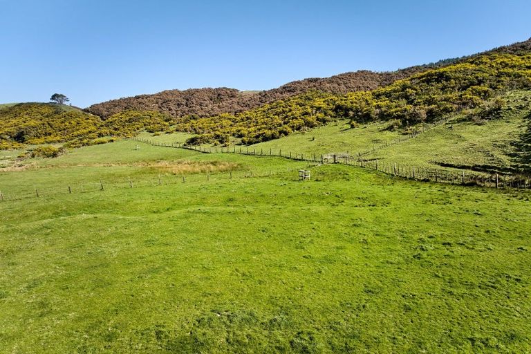 Photo of property in 850a Paekakariki Hill Road, Paekakariki Hill, Porirua, 5381
