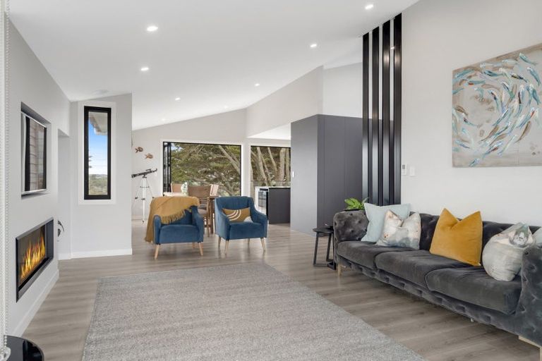 Photo of property in 167 Sandspit Road, Shelly Park, Auckland, 2014