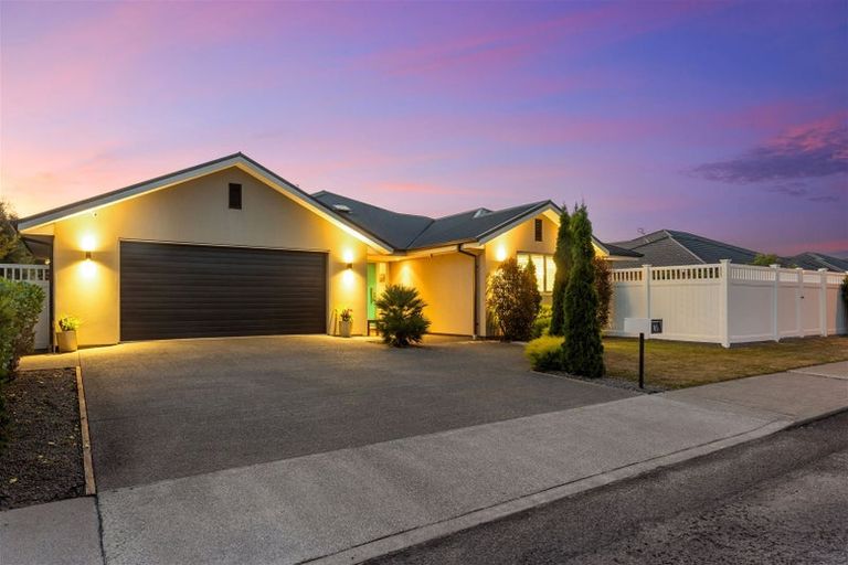 Photo of property in 85 Acacia Avenue, Rangiora, 7400