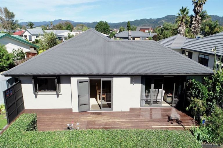 Photo of property in 16 Protea Crescent, Whitianga, 3510