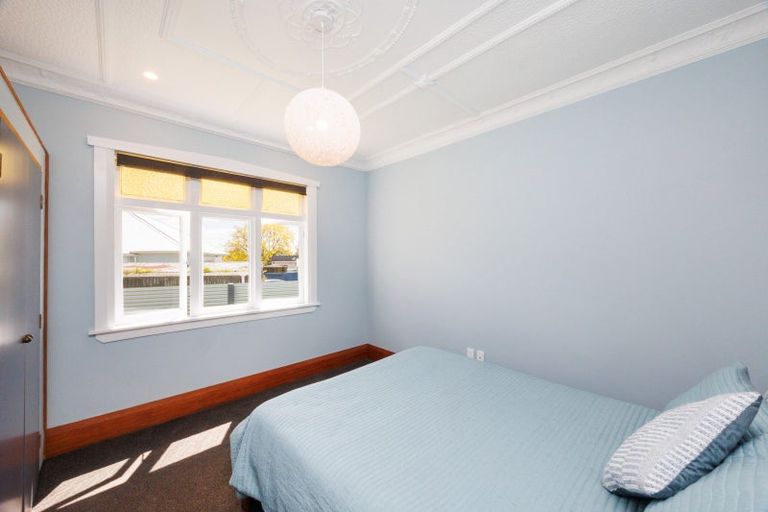 Photo of property in 28 Thames Street, Rongotea, 4476