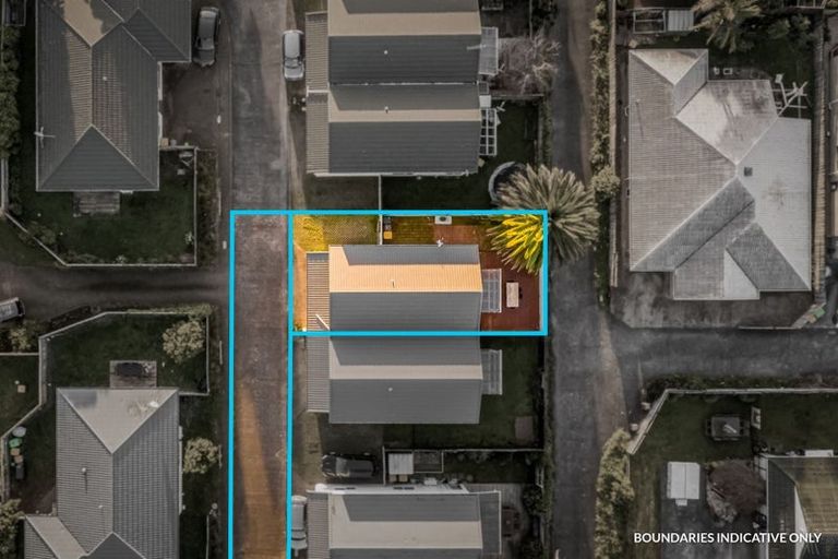 Photo of property in 7/103 Swanson Road, Henderson, Auckland, 0610