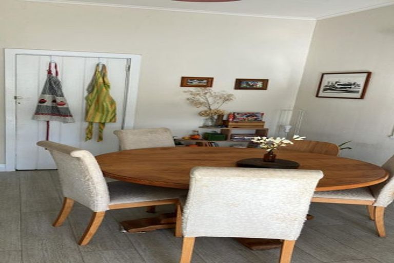 Photo of property in 10 Rimu Road, Kelburn, Wellington, 6012