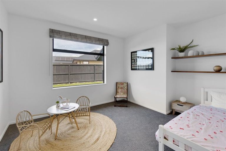 Photo of property in 44 Silver Peaks Drive, West Melton, 7618