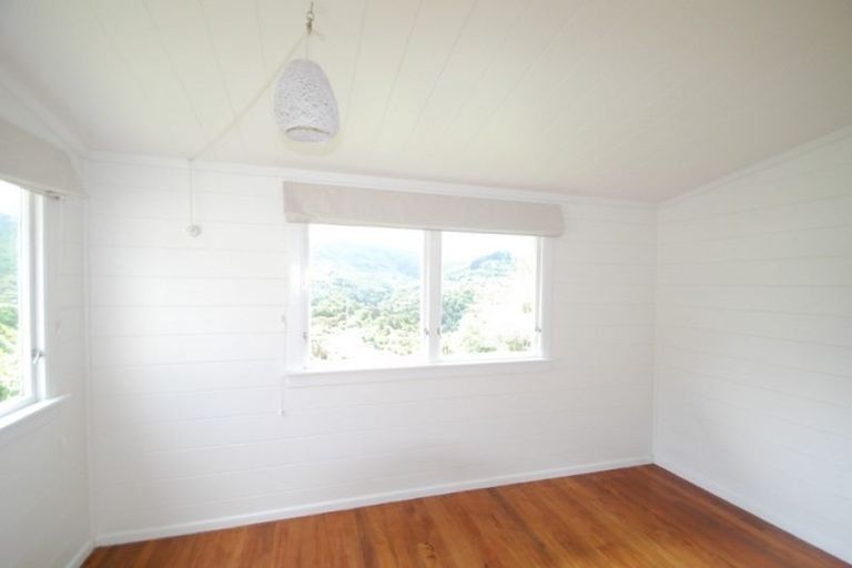 Photo of property in 19 Rochester Street, Wilton, Wellington, 6012