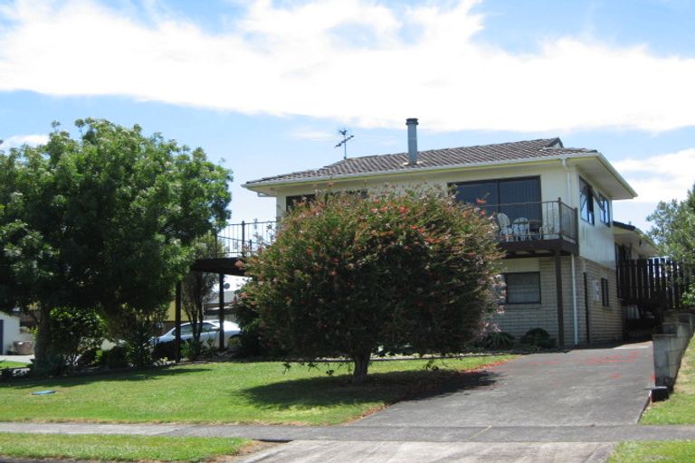 Photo of property in 23 Stella Drive, Clarks Beach, 2122