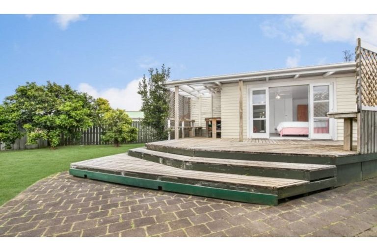 Photo of property in 7 Mail Avenue, Weymouth, Auckland, 2103