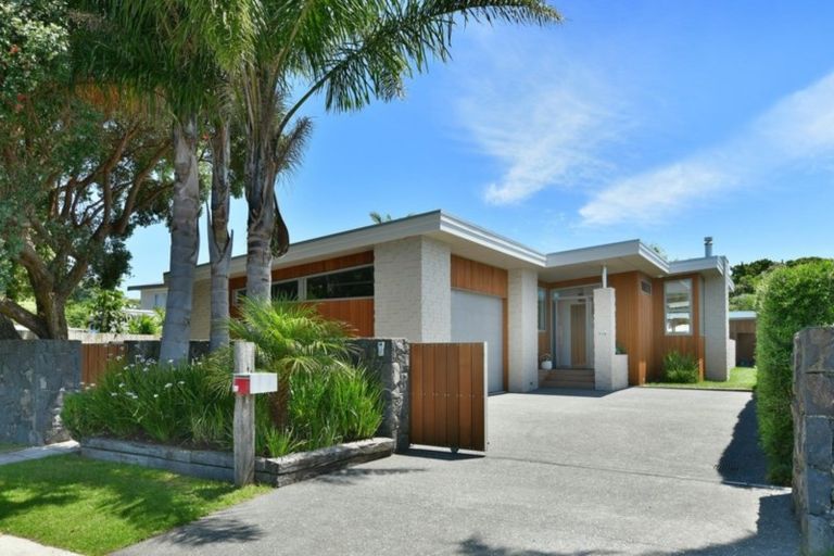 Photo of property in 118 The Circle, Manly, Whangaparaoa, 0930