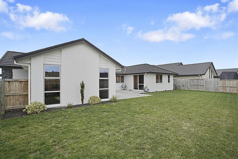 Photo of property in 43 Batten Drive, Flagstaff, Hamilton, 3210