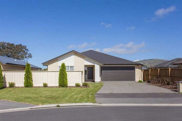 Photo of property in 16 Saint Florian Place, Woolston, Christchurch, 8062