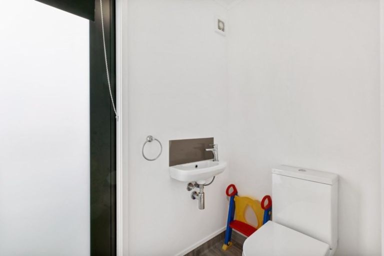 Photo of property in 5/18 Ashley Place, Papamoa Beach, Papamoa, 3118