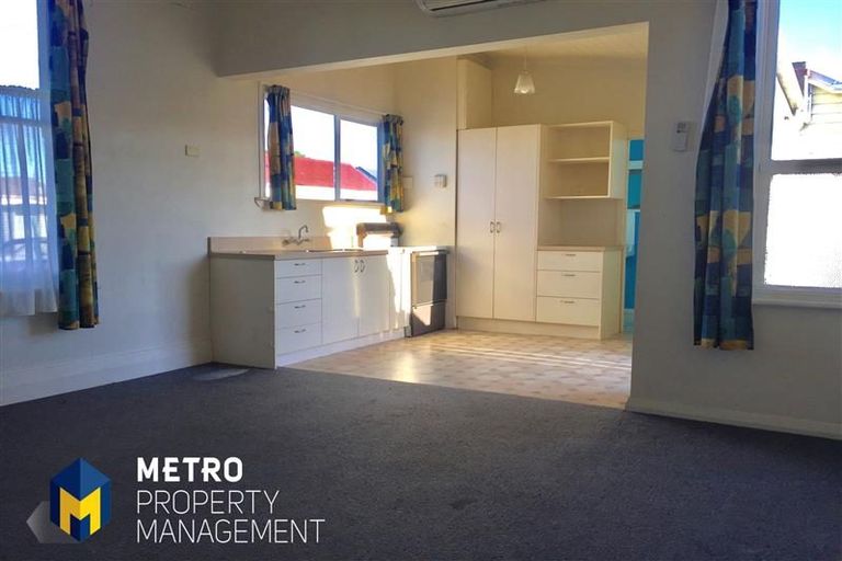 Photo of property in 32 Cutten Street, South Dunedin, Dunedin, 9012