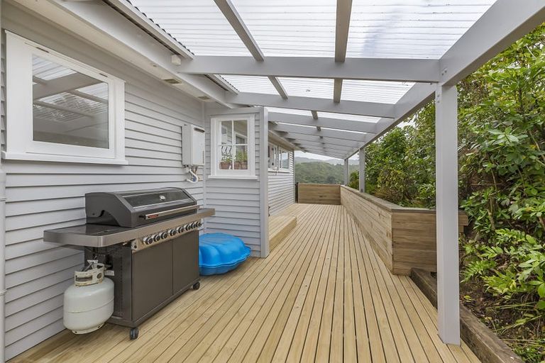 Photo of property in 23 Hudson Street, Island Bay, Wellington, 6023