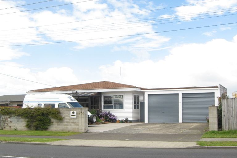 Photo of property in 755 Whangaparaoa Road, Manly, Whangaparaoa, 0930