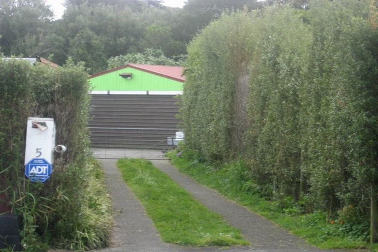 Photo of property in 5 Hamua Place, Waitara, 4320